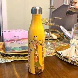 Studio Oh! Giraffe Insulated Stainless Steel Water Bottle 25 oz. 12" Tall